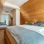 Panoramic View Cottage House - Private Wellness Retreat * Хочко Погорье