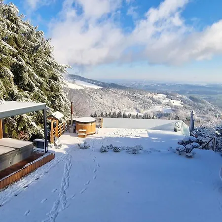 Casa de Férias Panoramic View House - Private Wellness Retreat Hočko Pohorje