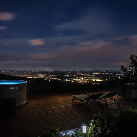 Panoramic View Cottage House - Private Wellness Retreat Дом отдыха