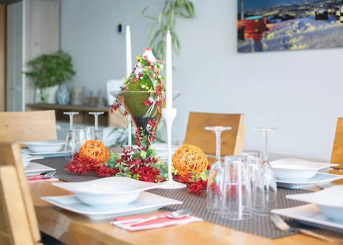 Panoramic View Heated Pool, Swimspa & Sauna Vakantiehuis Hočko Pohorje