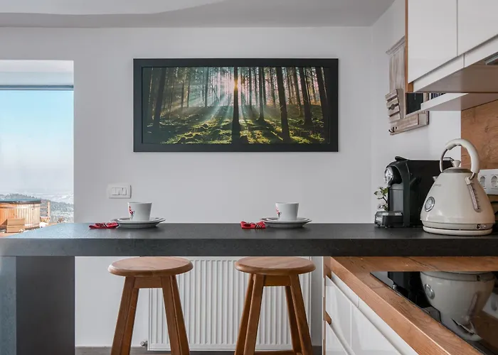 Vakantiehuis Panoramic View Heated Pool, Swimspa & Sauna Hočko Pohorje