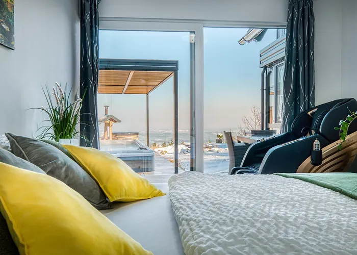 Vakantiehuis Panoramic View Heated Pool, Swimspa & Sauna