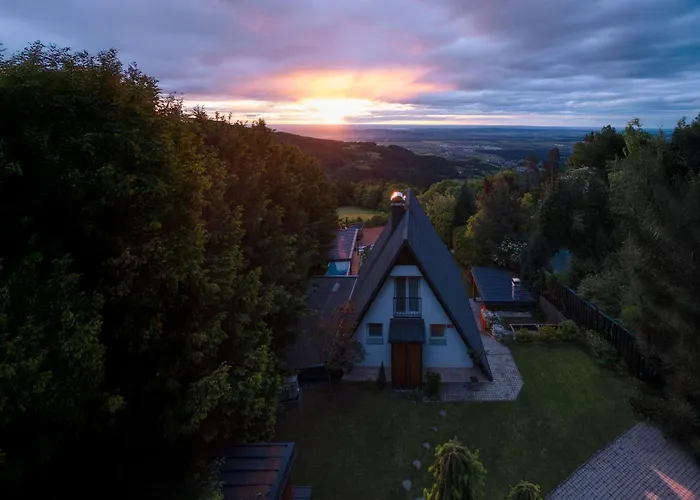 Vakantiehuis Panoramic View Heated Pool, Swimspa & Sauna