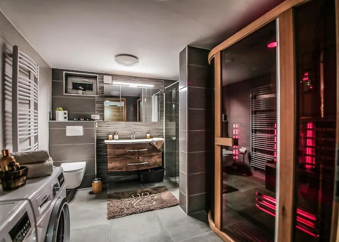 Panoramic View Heated Pool, Swimspa & Sauna Vakantiehuis